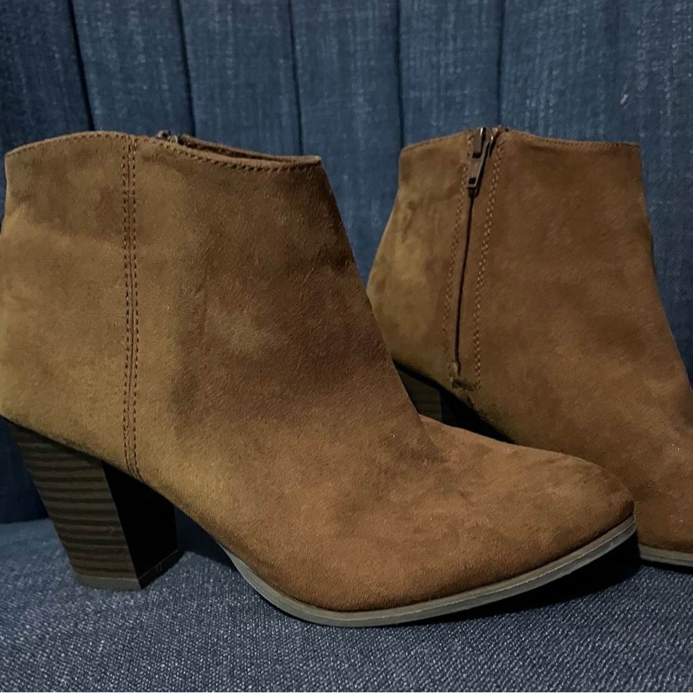 Old Navy Tan Suede Ankle Boots